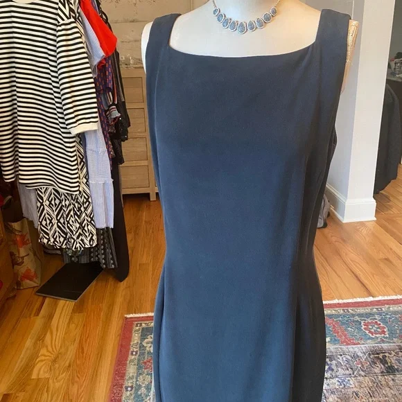 Dana Buchman Silk Gown - Size 14 - Picture 13 of 15